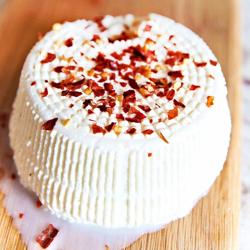 Wallace & Gromit Mozzarella & Ricotta Cheese Making Kit from big cheese making kit, fresh cheese with chili flakes