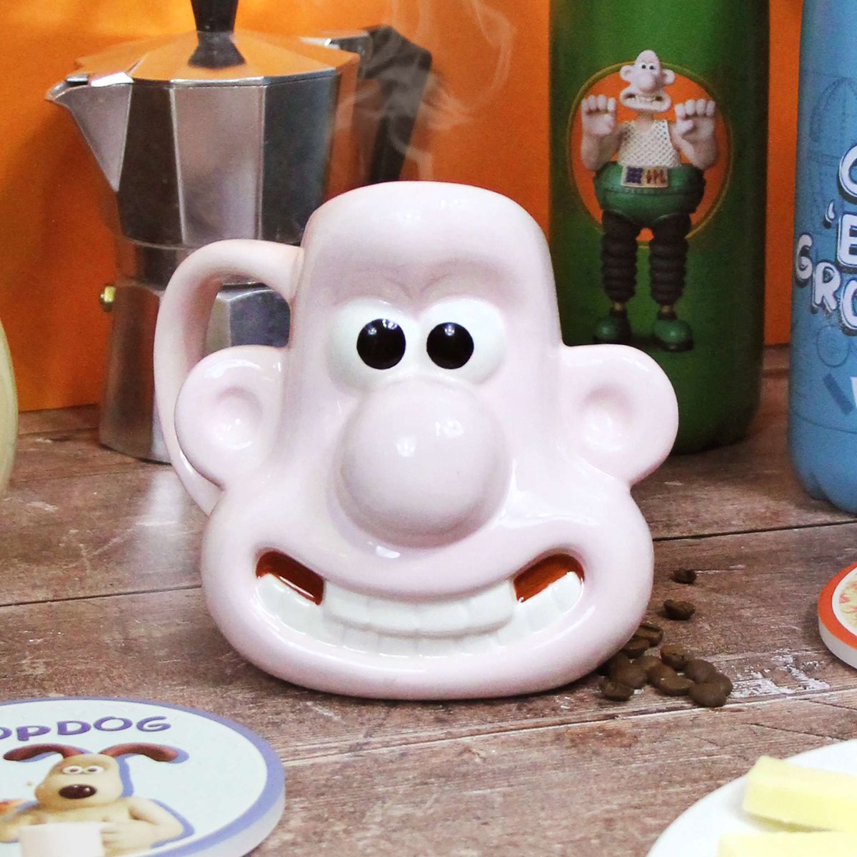 Wallace & Gromit Wallace shaped mug at home